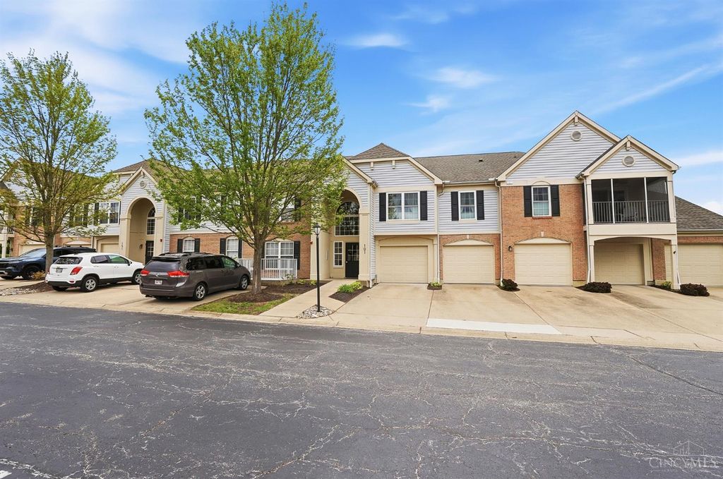 101 Logsby Place, Milford, OH 45150
