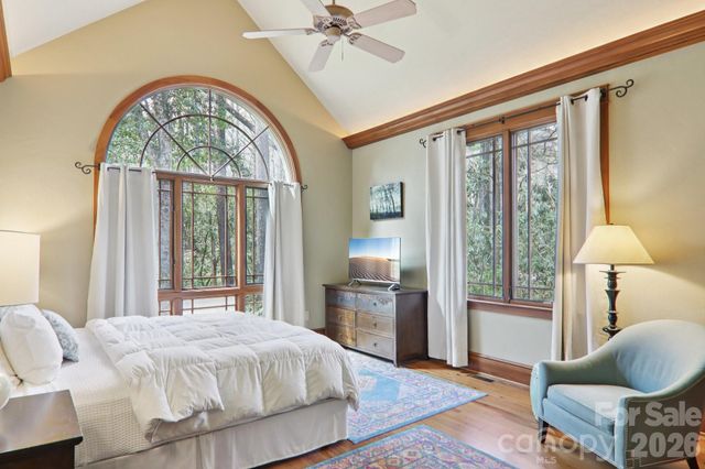 46 Mills Creek Drive, Lake Toxaway, NC 28747