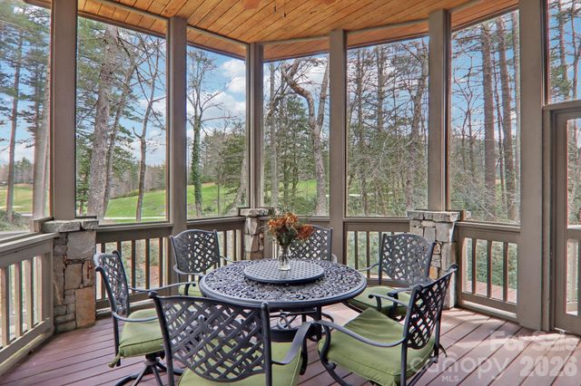 46 Mills Creek Drive, Lake Toxaway, NC 28747
