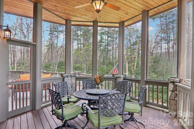 46 Mills Creek Drive, Lake Toxaway, NC 28747
