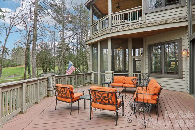 46 Mills Creek Drive, Lake Toxaway, NC 28747