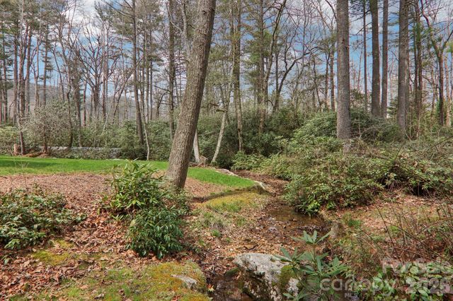 46 Mills Creek Drive, Lake Toxaway, NC 28747