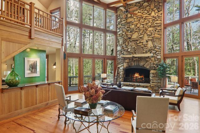 46 Mills Creek Drive, Lake Toxaway, NC 28747