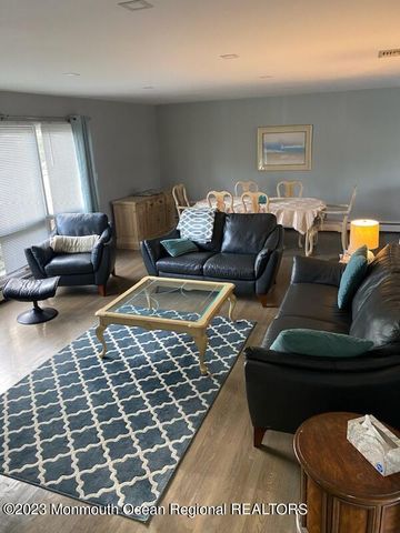 293 Lawrence Avenue, Oakhurst, NJ 07755