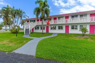 2180 Lake Osborne Drive 2, Lake Worth Beach, FL 33461