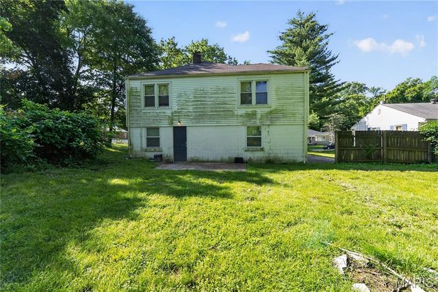 615 Derinda Avenue, St Louis, MO 63135