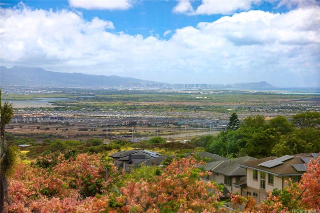 92-1492 Makakilo Drive, Kapolei, HI 96707