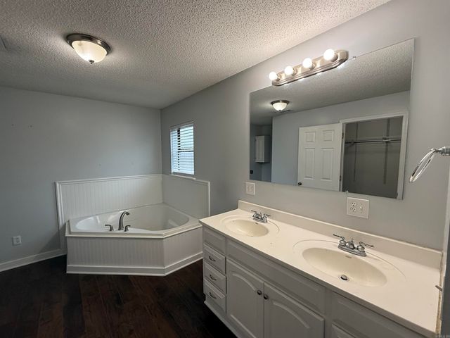 2572 County Road 837, Caraway, AR 72419