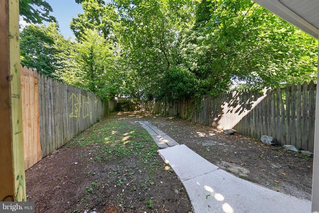 110 W 24TH ST, Wilmington, DE 19802