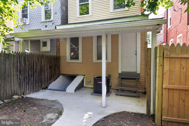 110 W 24TH ST, Wilmington, DE 19802