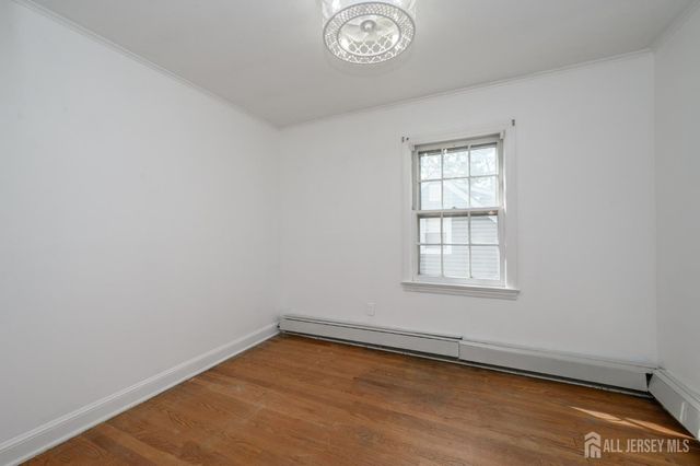 212 Echo Avenue, Edison, NJ 08837