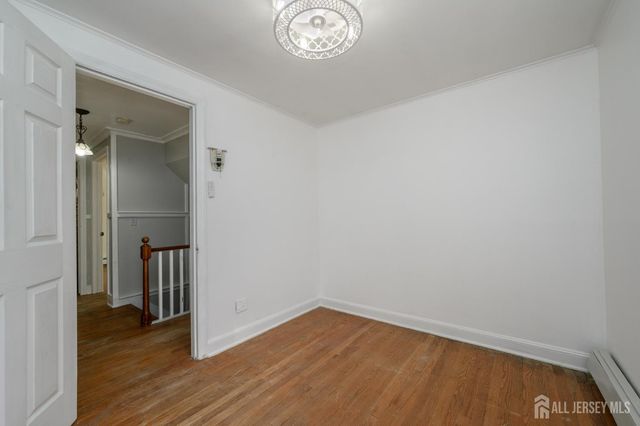 212 Echo Avenue, Edison, NJ 08837