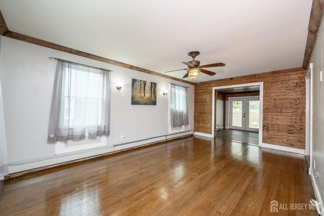 212 Echo Avenue, Edison, NJ 08837