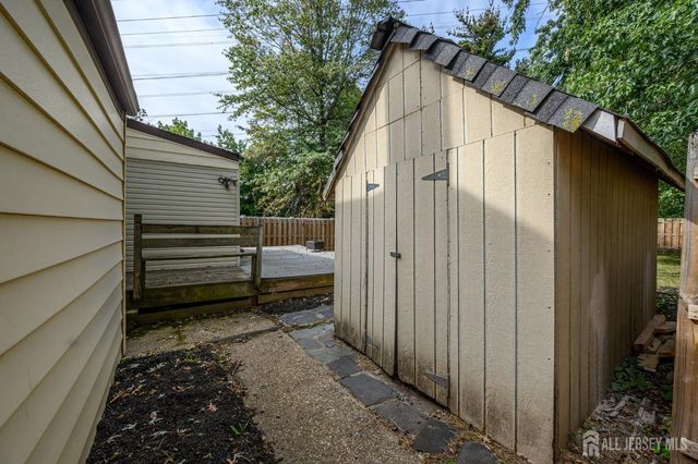 212 Echo Avenue, Edison, NJ 08837