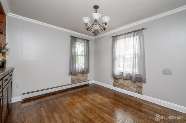 212 Echo Avenue, Edison, NJ 08837