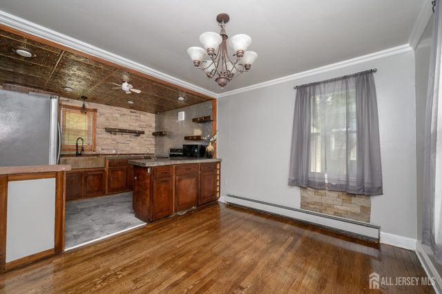 212 Echo Avenue, Edison, NJ 08837