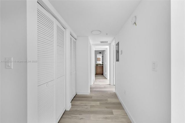175 NW 160TH ST 306, North Miami Beach, FL 33169
