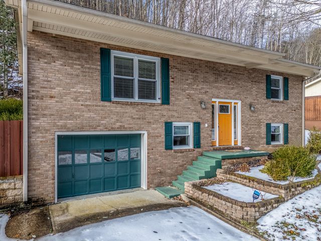 1115 Rodburn Hollow Road, Morehead, KY 40351