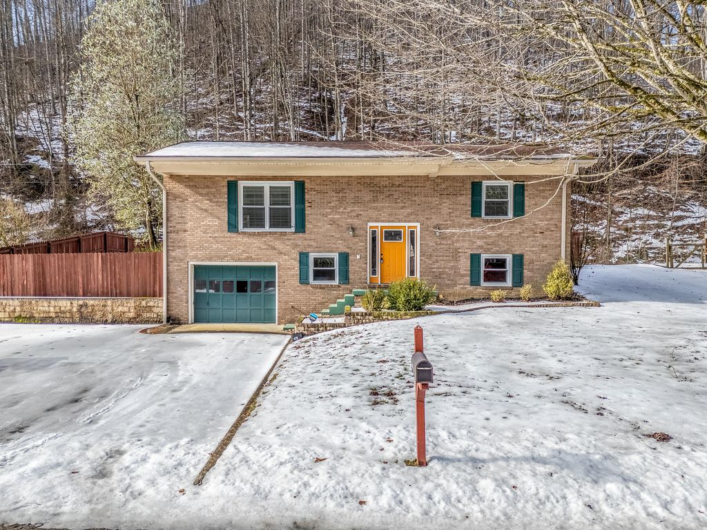 1115 Rodburn Hollow Road, Morehead, KY 40351