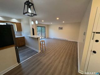 28-32 Starr Avenue 9, Danbury, CT 06811