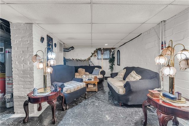 1533 E 195th Street, Euclid, OH 44117