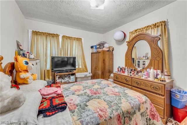 1533 E 195th Street, Euclid, OH 44117