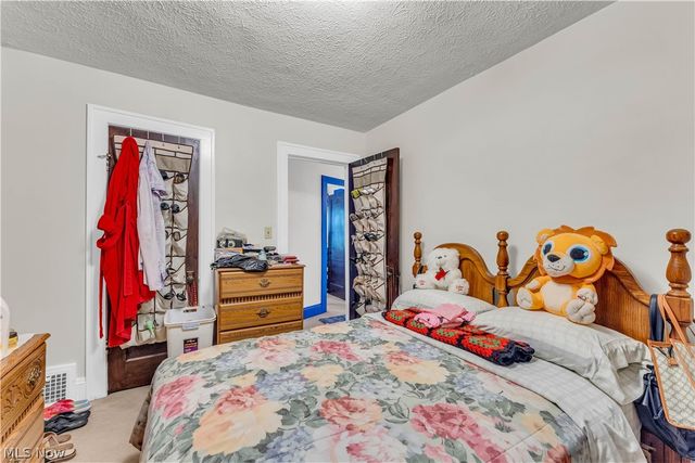 1533 E 195th Street, Euclid, OH 44117