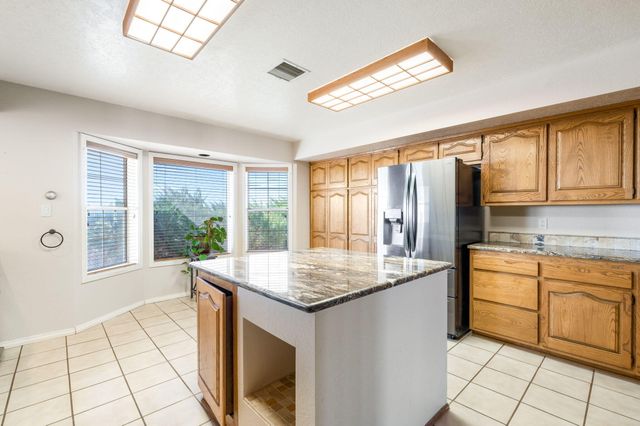 37 Sage Lane, Edgewood, NM 87015