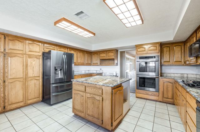 37 Sage Lane, Edgewood, NM 87015