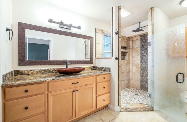 37 Sage Lane, Edgewood, NM 87015