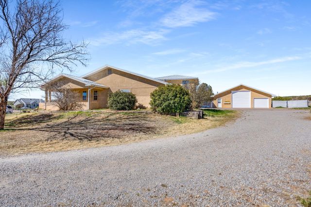 37 Sage Lane, Edgewood, NM 87015