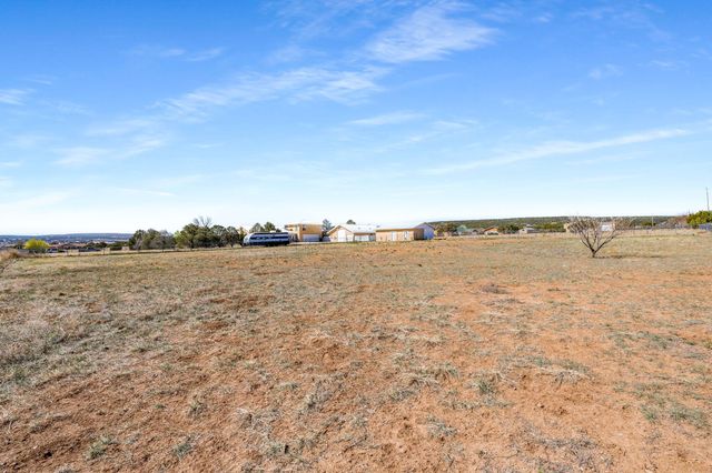 37 Sage Lane, Edgewood, NM 87015