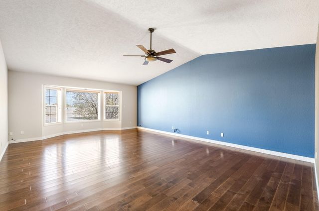 37 Sage Lane, Edgewood, NM 87015