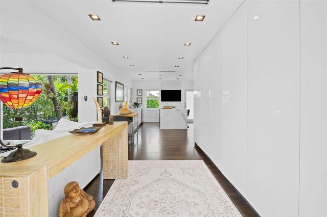 39 Montilla Avenue, Coral Gables, FL 33134