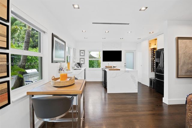 39 Montilla Avenue, Coral Gables, FL 33134