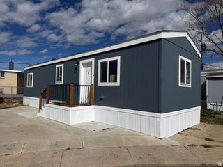 75 W 250 N #13, Clearfield, UT 84015