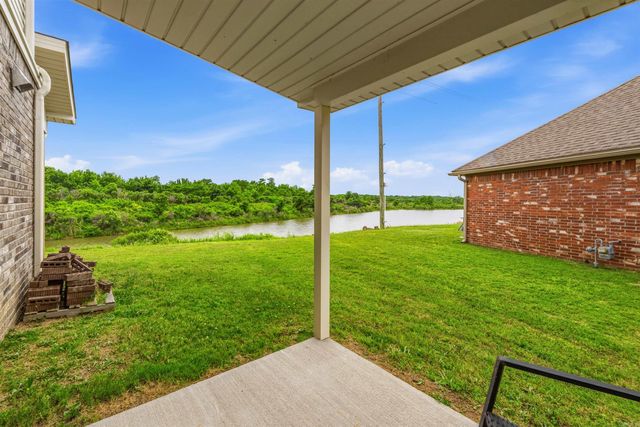 5613 Victoria Court, Jacksonville, AR 72076