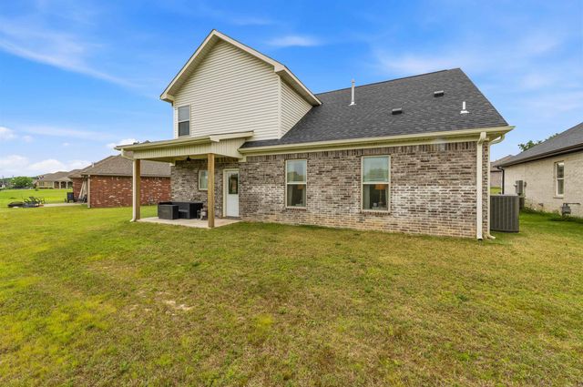 5613 Victoria Court, Jacksonville, AR 72076