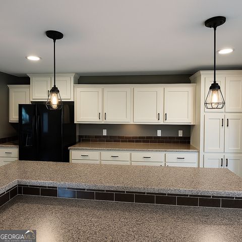 109 Mann Road, Barnesville, GA 30204
