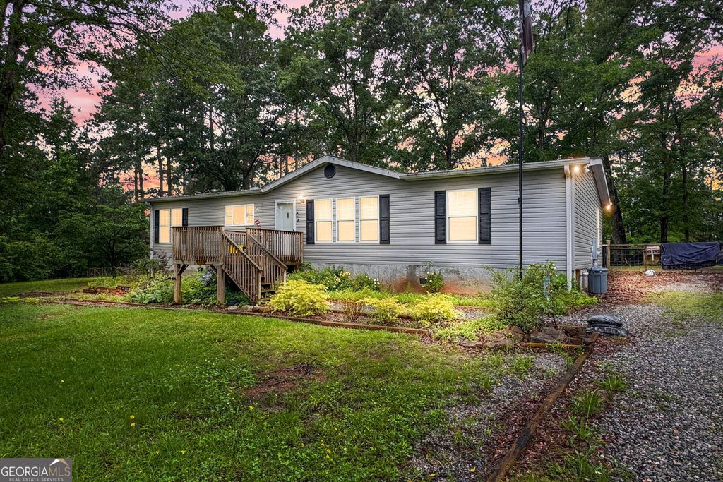 109 Mann Road, Barnesville, GA 30204