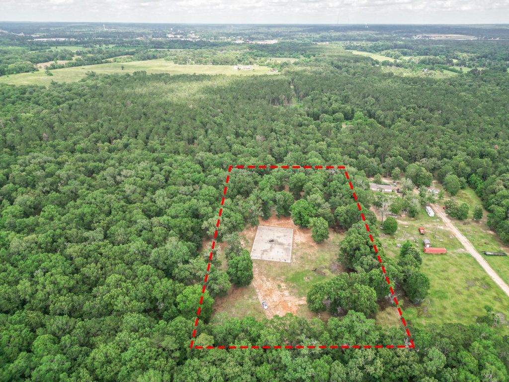 000 Wendy Way, Livingston, TX 77351