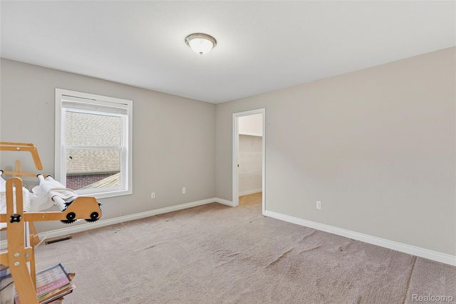 38124 Cobble Creek Court, Sterling Heights, MI 48312