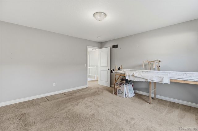 38124 Cobble Creek Court, Sterling Heights, MI 48312