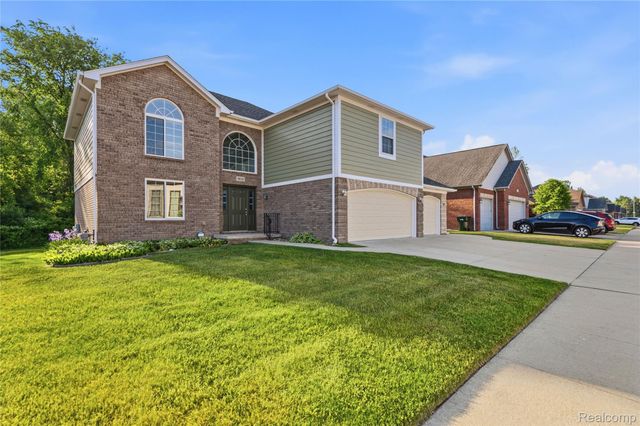 38124 Cobble Creek Court, Sterling Heights, MI 48312