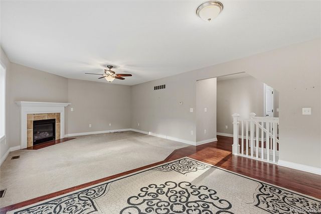 38124 Cobble Creek Court, Sterling Heights, MI 48312