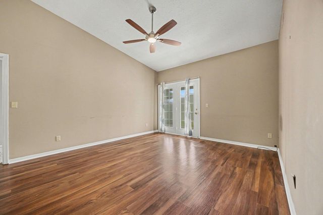 10581 Michael Drive, 10, Alexandria, KY 41001