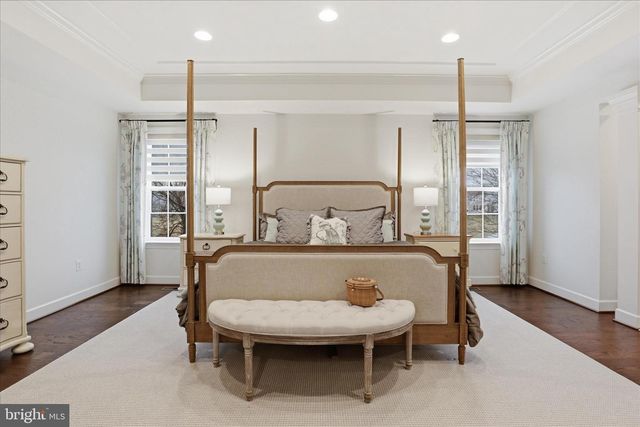 23044 CREIGHTON FARMS DR, Leesburg, VA 20175