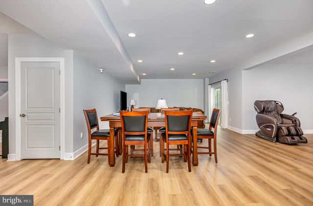 23044 CREIGHTON FARMS DR, Leesburg, VA 20175