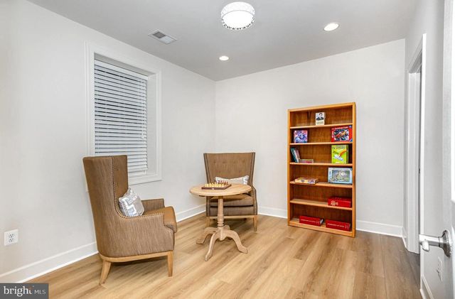 23044 CREIGHTON FARMS DR, Leesburg, VA 20175