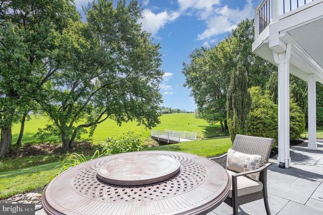 23044 CREIGHTON FARMS DR, Leesburg, VA 20175